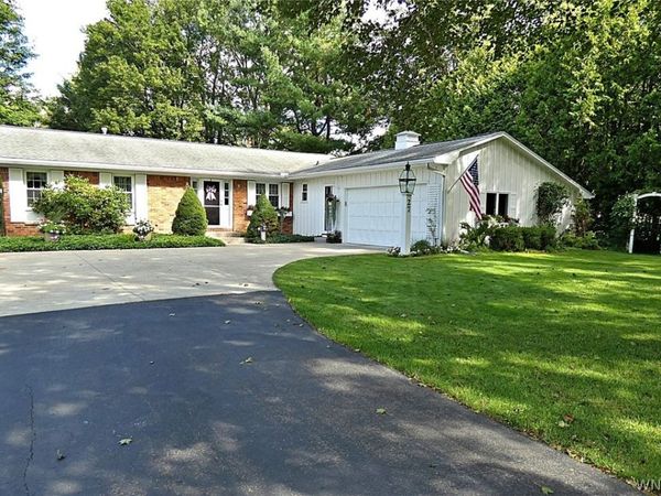27 Ellis Avenue , Springville, NY 14141