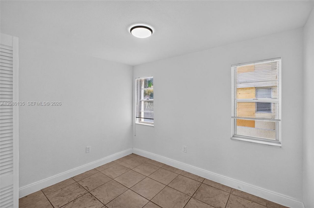 453 SW 2nd St , Unit 301C, Miami, FL 33130 Photo