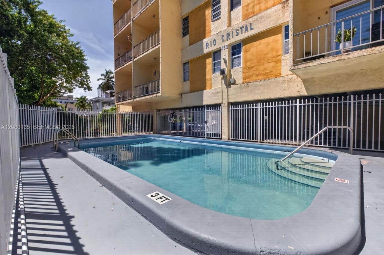 453 SW 2nd St , Unit 301C, Miami, FL 33130 Photo