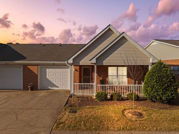 20 Holland Park Ln, Franklin, TN 37069