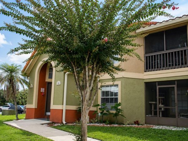 429 FOUNTAINHEAD CIRCLE , Unit 121, KISSIMMEE, FL 34741