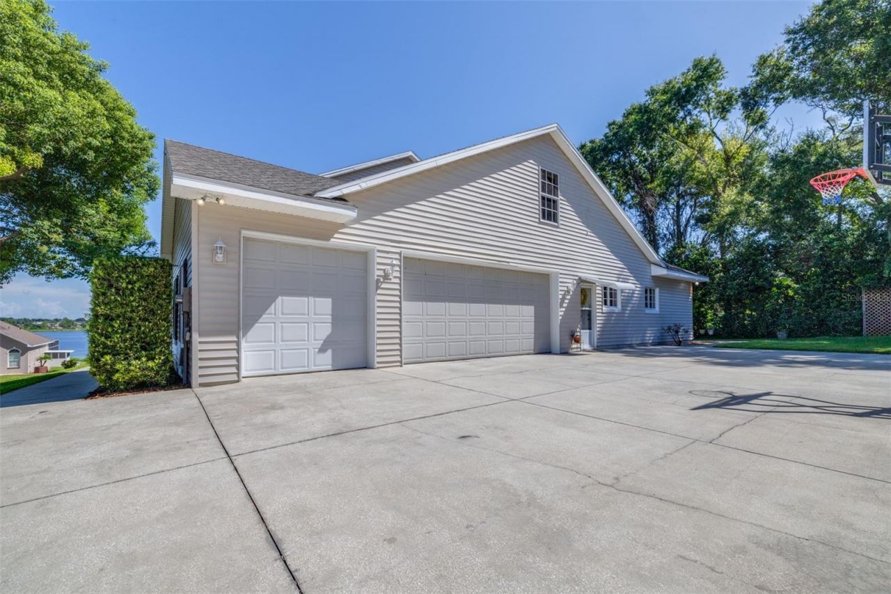 1016 S Lake Mariam Drive , Winter Haven, FL 33884 Photo