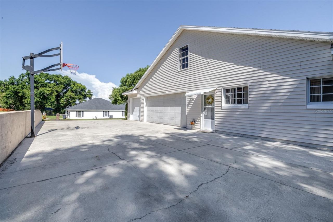 1016 S Lake Mariam Drive , Winter Haven, FL 33884 Photo