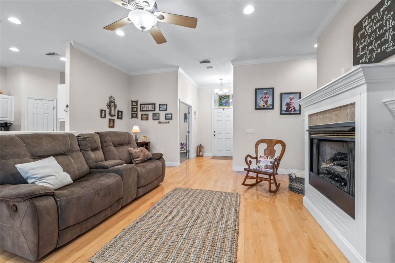 1016 S Lake Mariam Drive , Winter Haven, FL 33884 Photo
