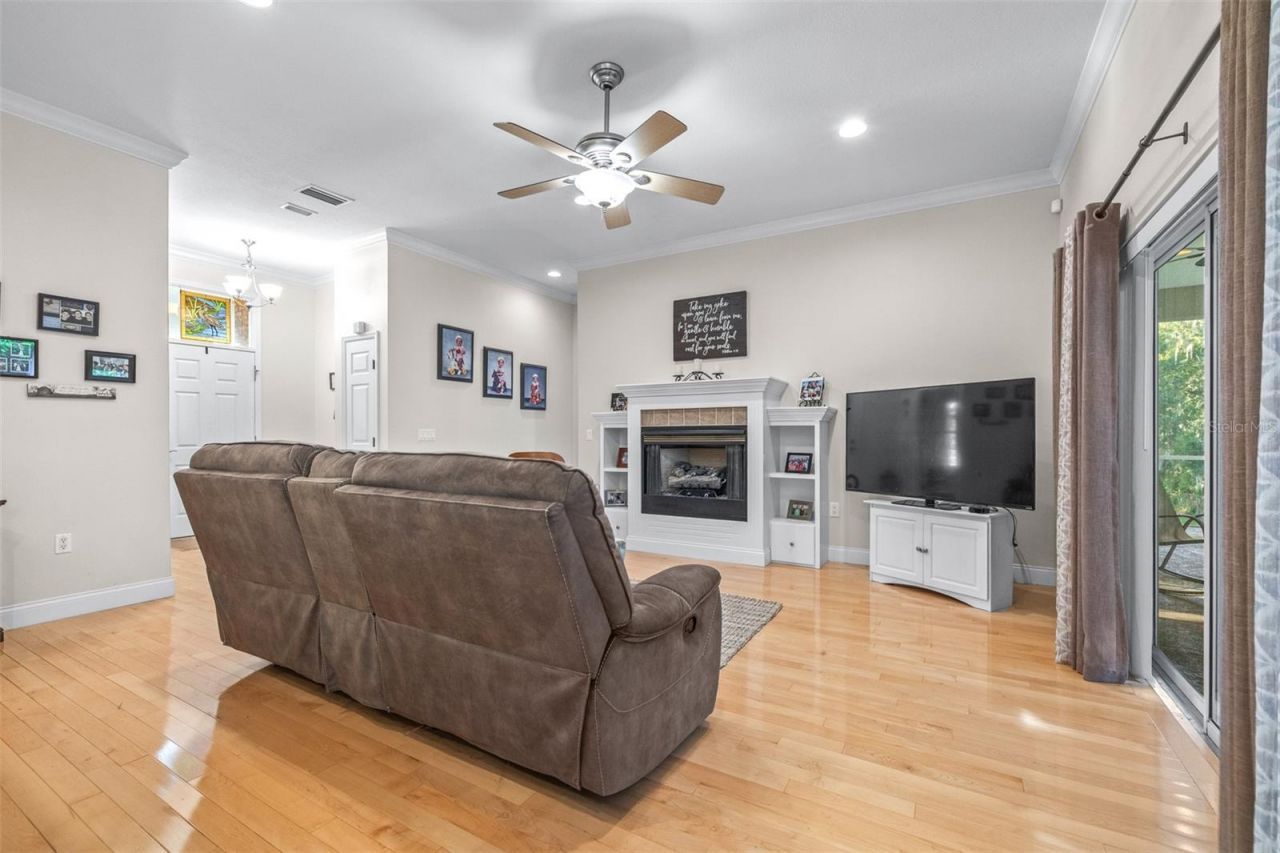 1016 S Lake Mariam Drive , Winter Haven, FL 33884 Photo