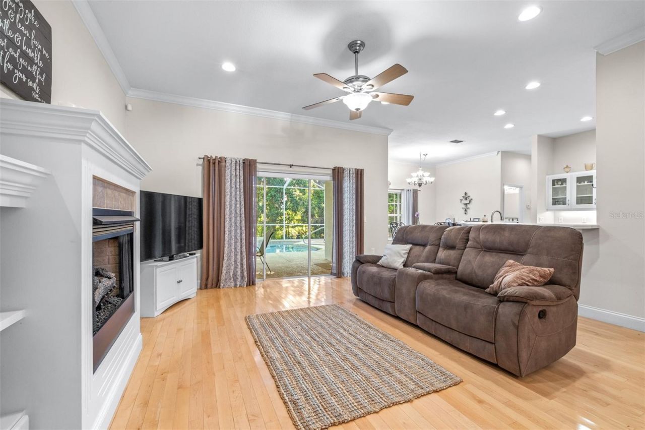 1016 S Lake Mariam Drive , Winter Haven, FL 33884 Photo