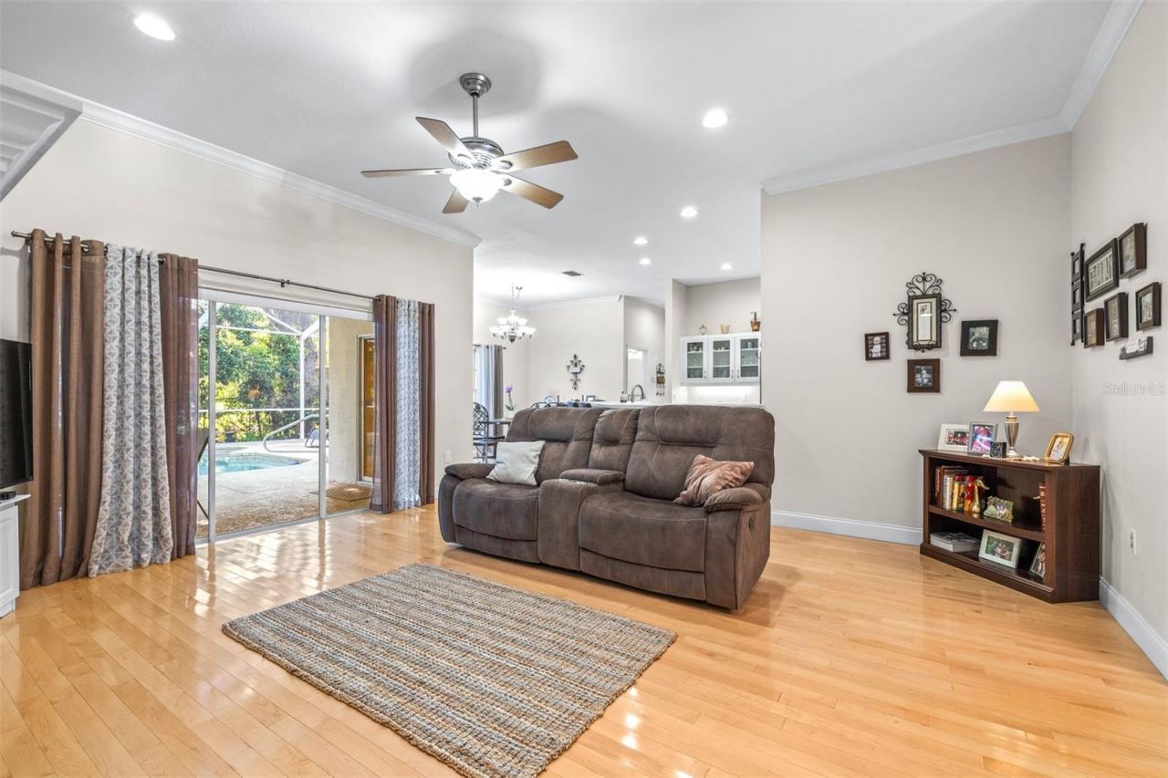 1016 S Lake Mariam Drive , Winter Haven, FL 33884 Photo