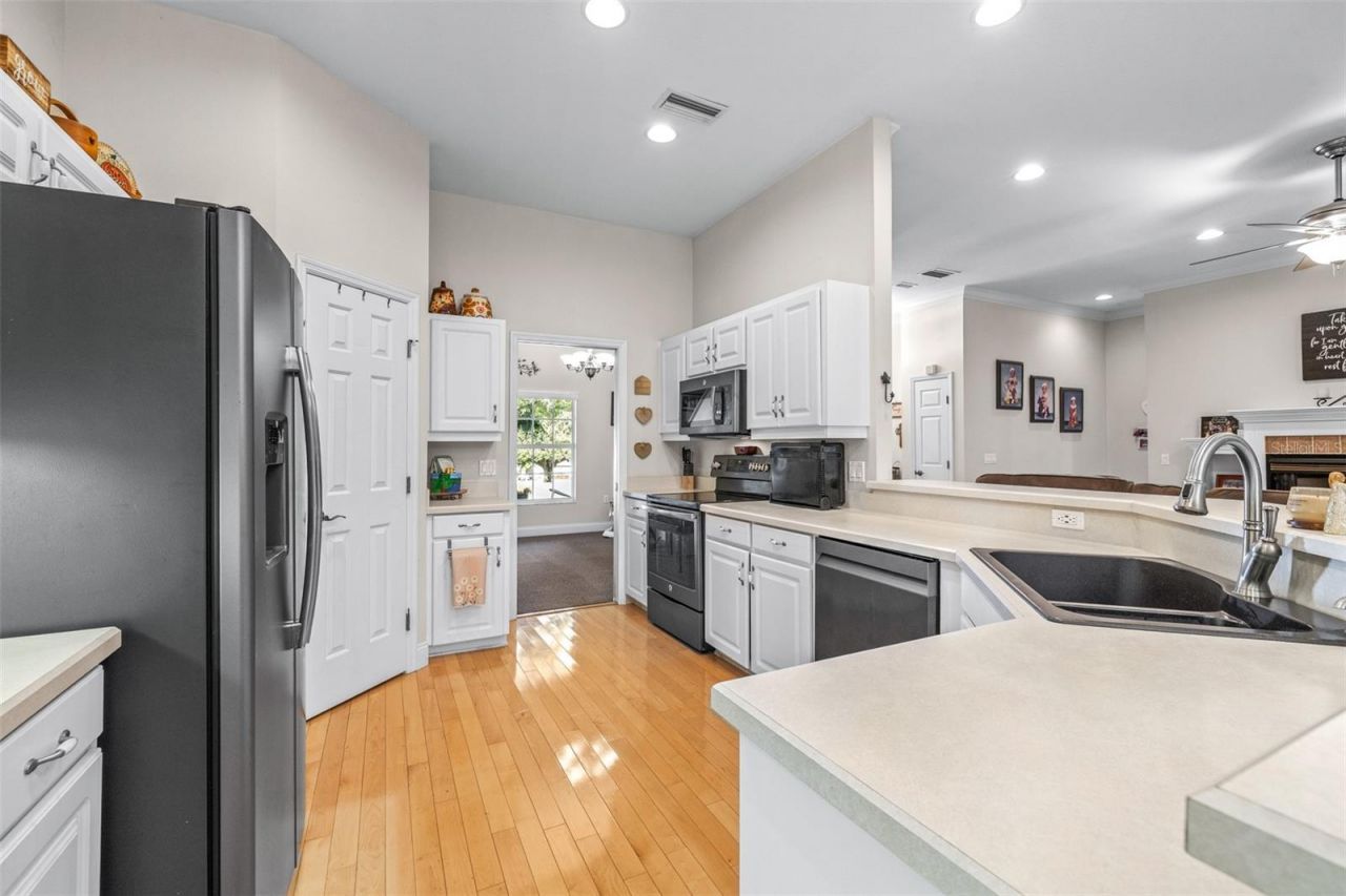 1016 S Lake Mariam Drive , Winter Haven, FL 33884 Photo