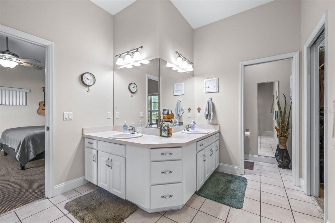 1016 S Lake Mariam Drive , Winter Haven, FL 33884 Photo