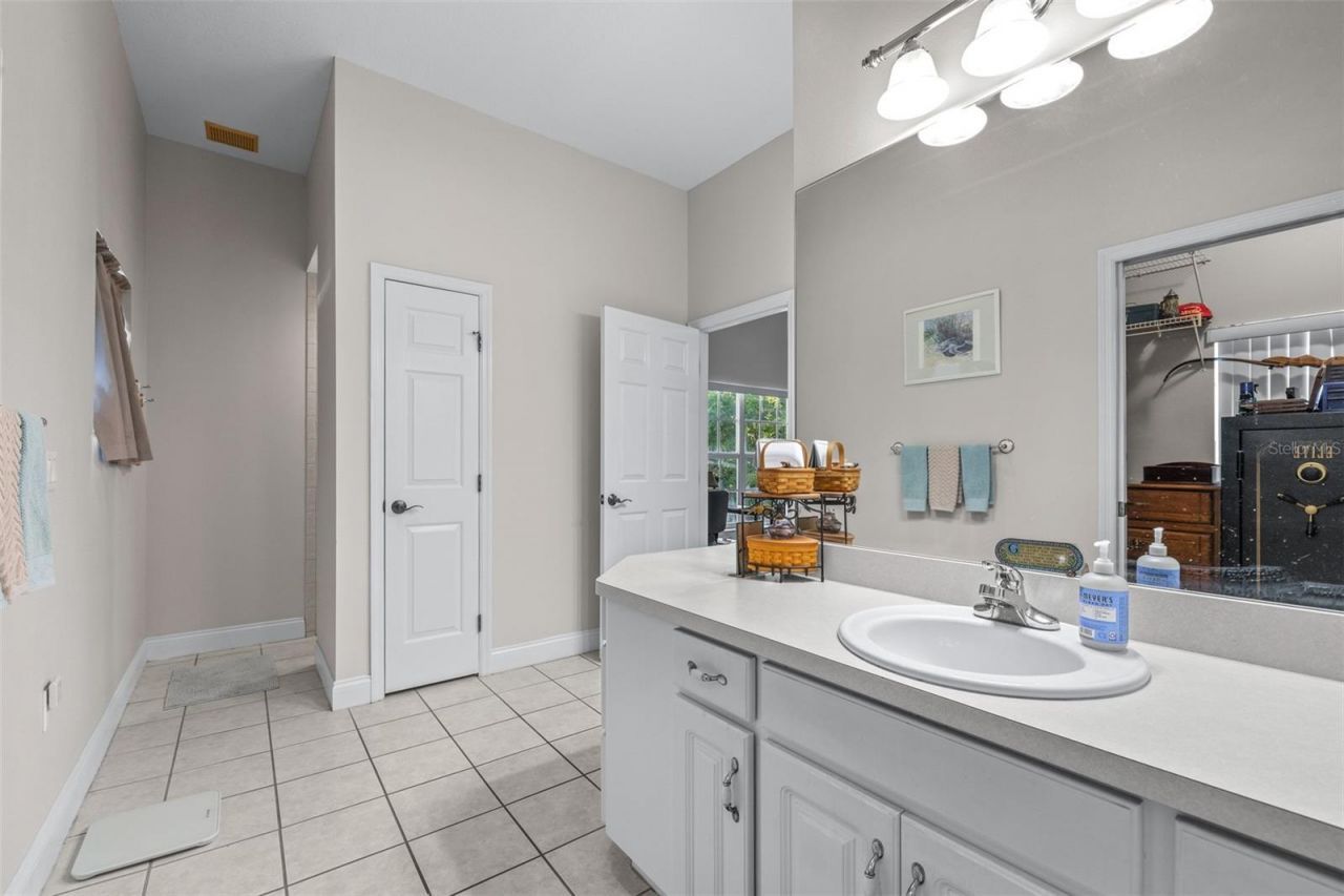 1016 S Lake Mariam Drive , Winter Haven, FL 33884 Photo