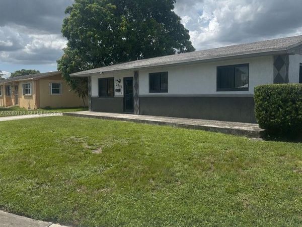 2901 NW 209th Ter , Miami Gardens, FL 33056