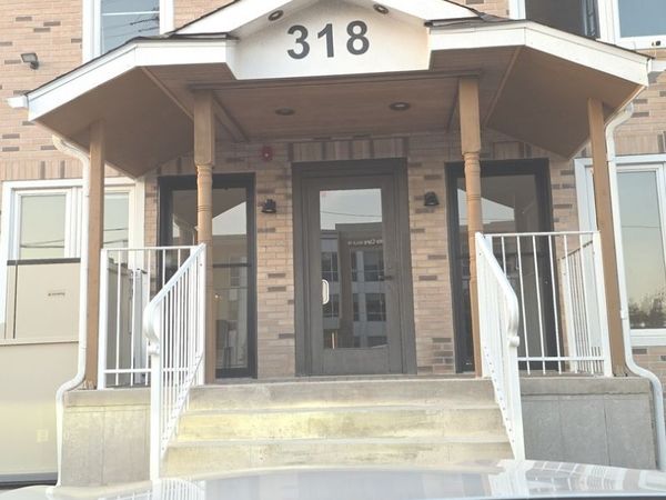 318 W Ogden Avenue, Unit 2, Westmont, IL 60559