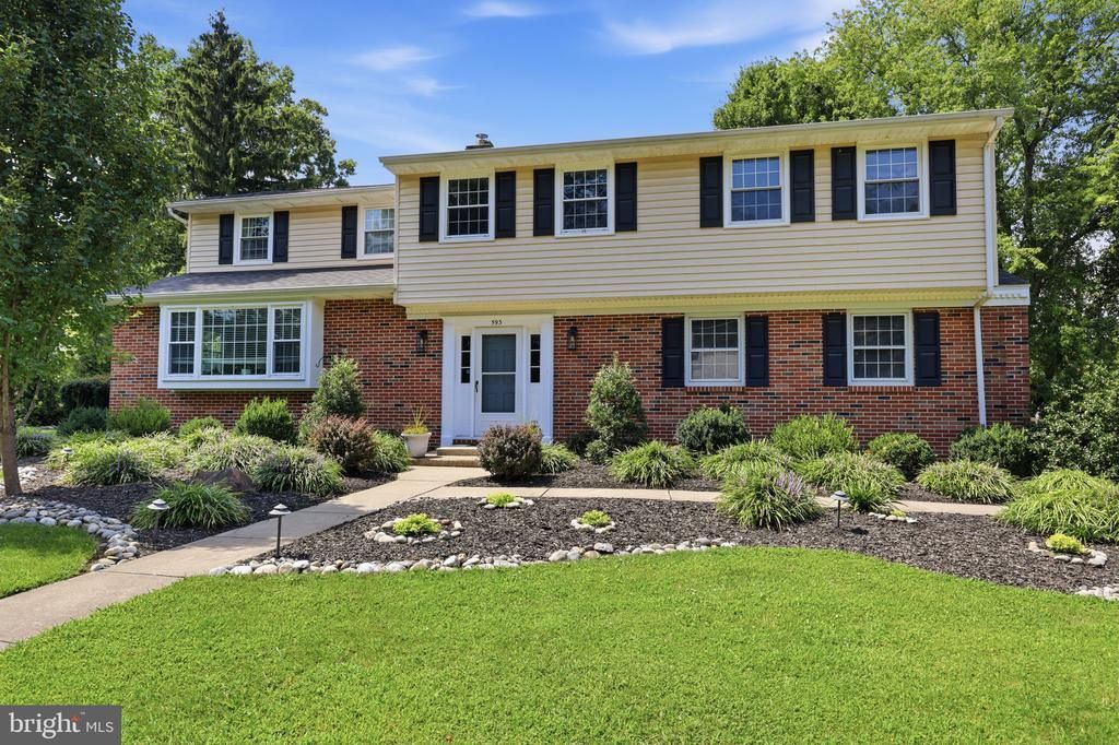 593 KINGS ROAD , YARDLEY, PA 19067
