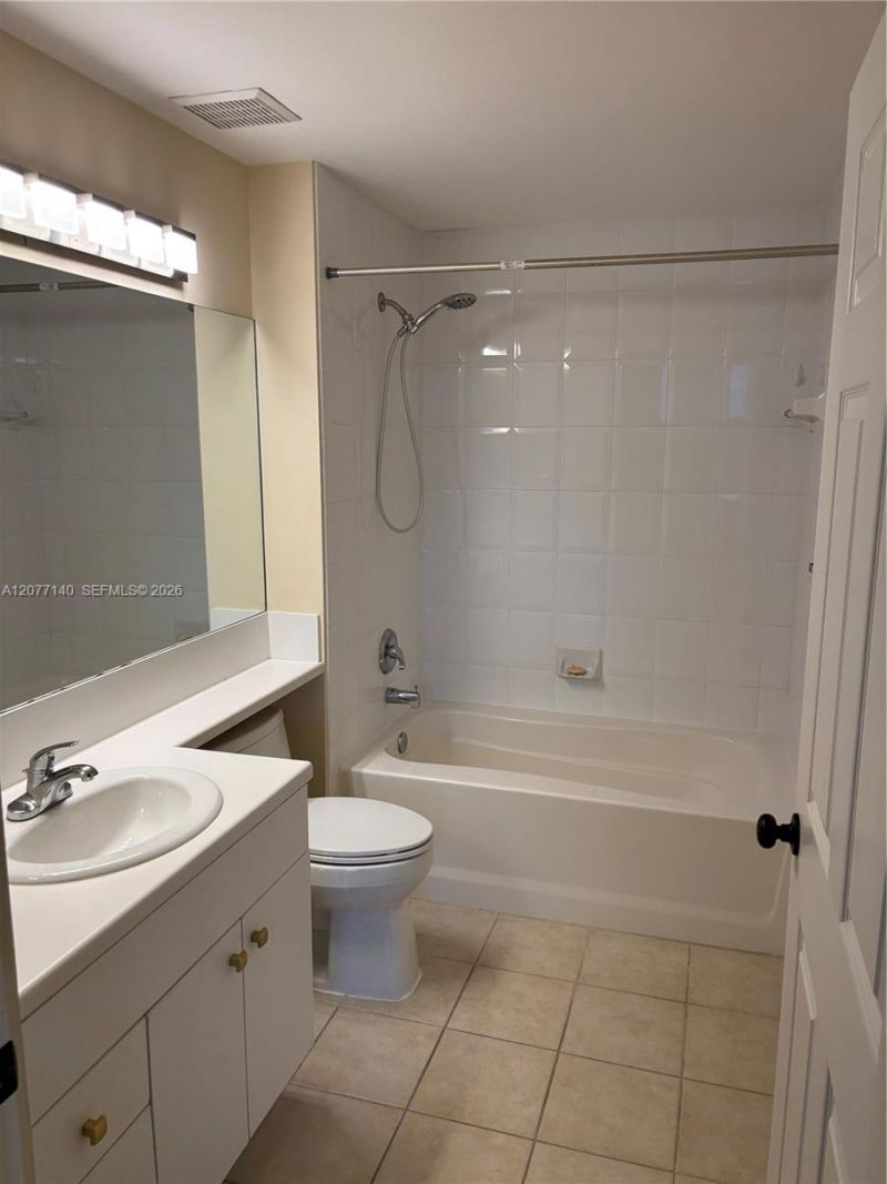 616 Clearwater Park Rd , Unit 301, West Palm Beach, FL 33401 Photo