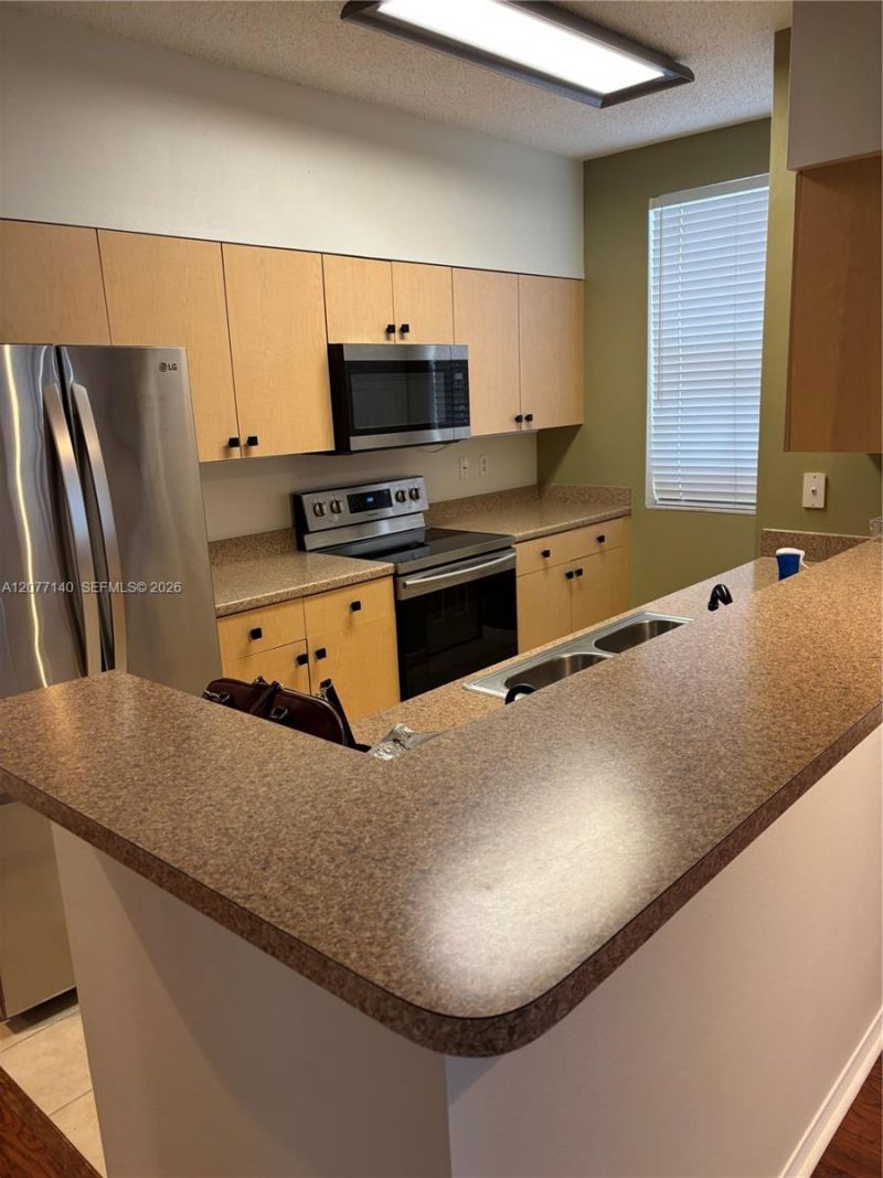 616 Clearwater Park Rd , Unit 301, West Palm Beach, FL 33401 Photo