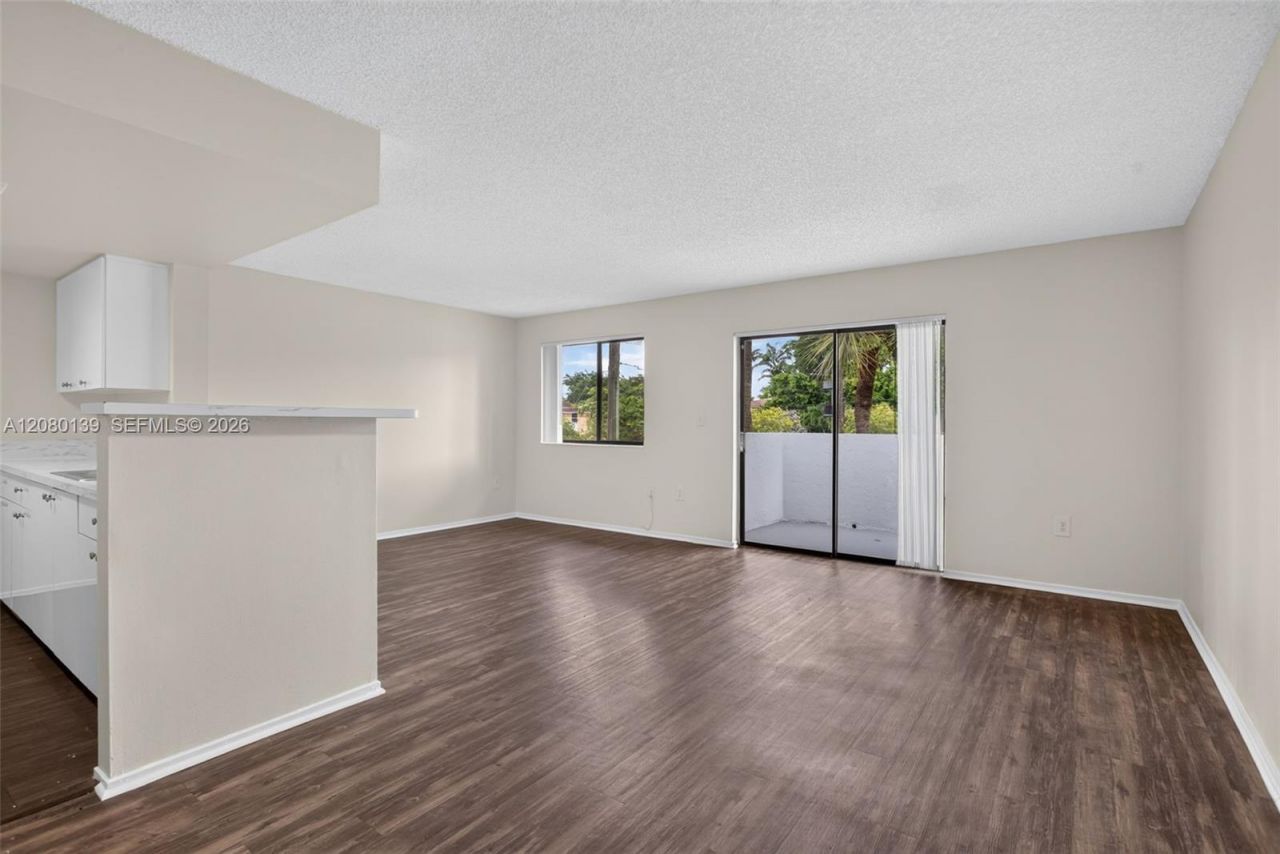 3182 Coral Lake Ln, Unit 3182, Coral Springs, FL 33065 Photo