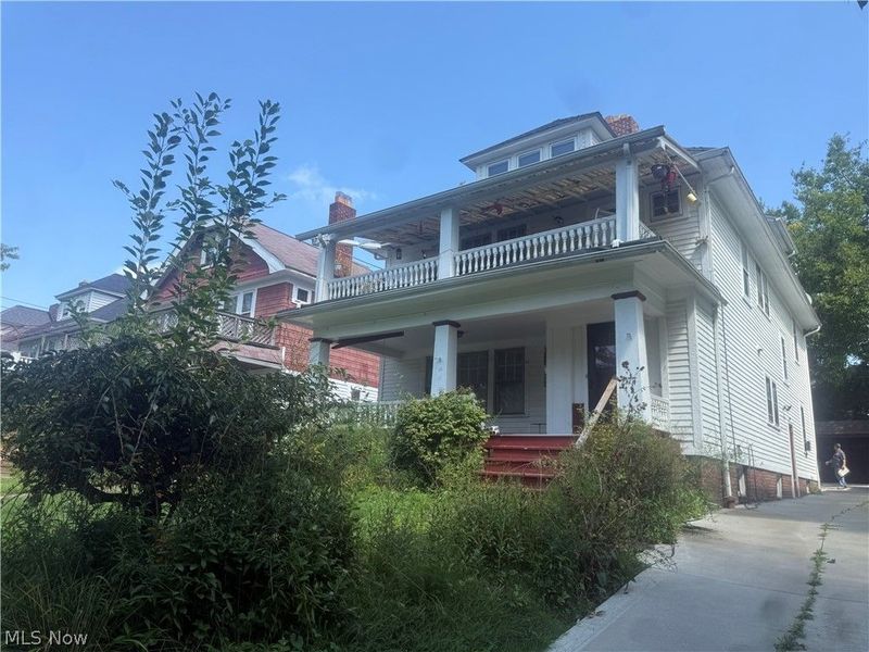 2177 Oakdale Road, Cleveland Heights, OH 44118 Photo 1