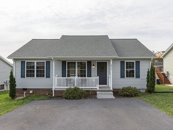 2315 WHITESTONE DR, ROCKINGHAM, VA 22801