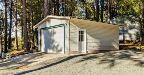 20429 Scotts Flat Rd, Nevada City, CA 95959 Photo