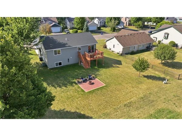 1381 Pheasant Run, New Richmond, WI 54017