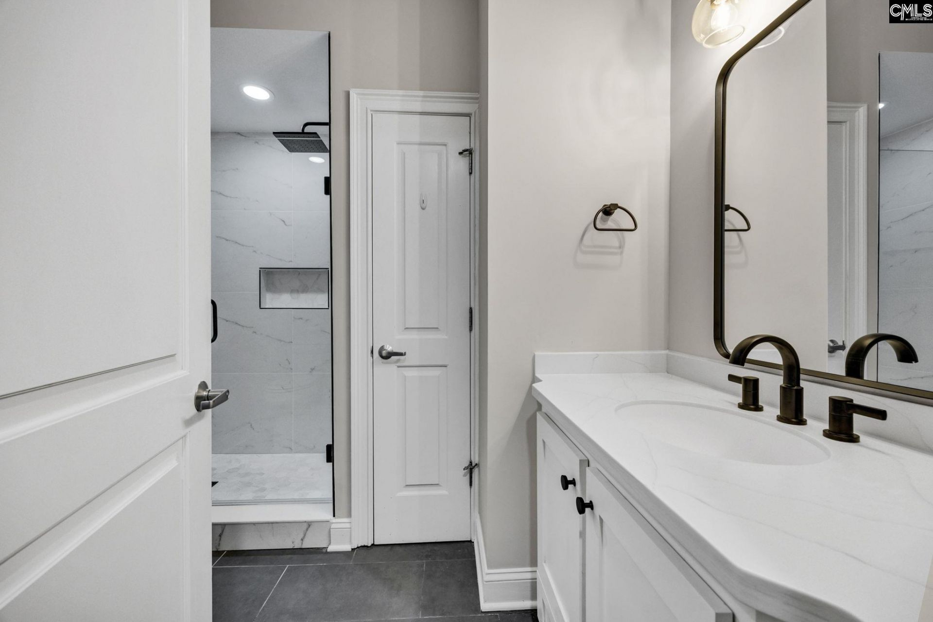 1049 Key Road  Photo 15