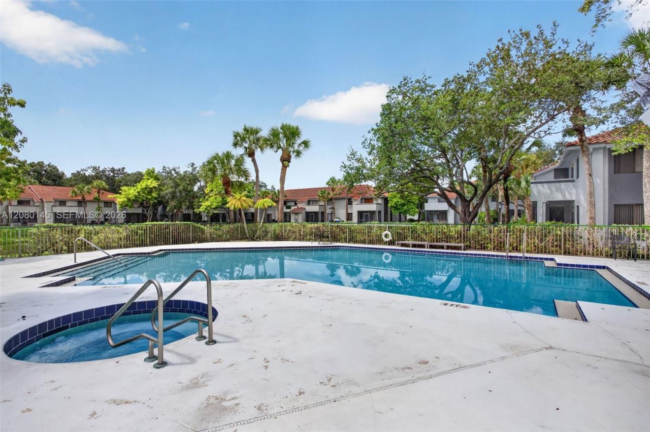 3272 Coral Lake Ln, Unit 3272, Coral Springs, FL 33065 Photo