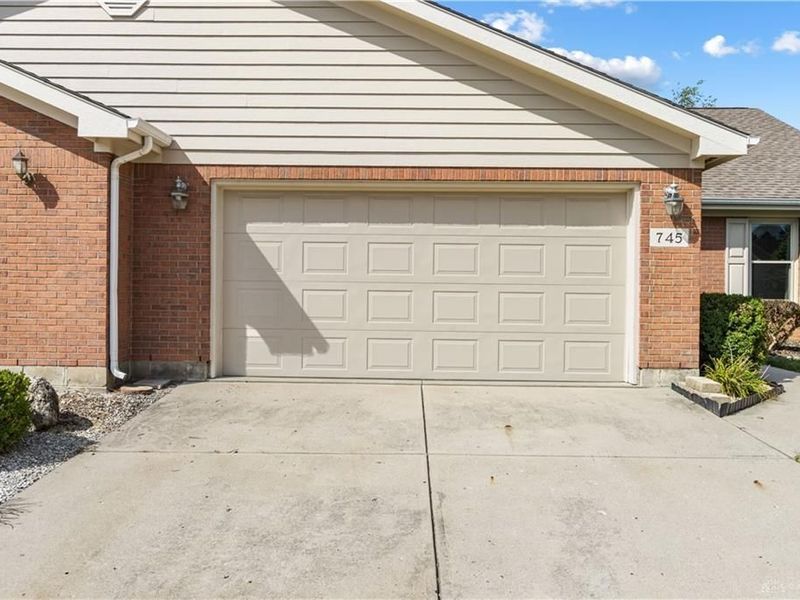 745 Waldsmith Way, Vandalia, OH 45377 Photo 2