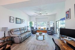1551 Spinnaker Dr. photo 4