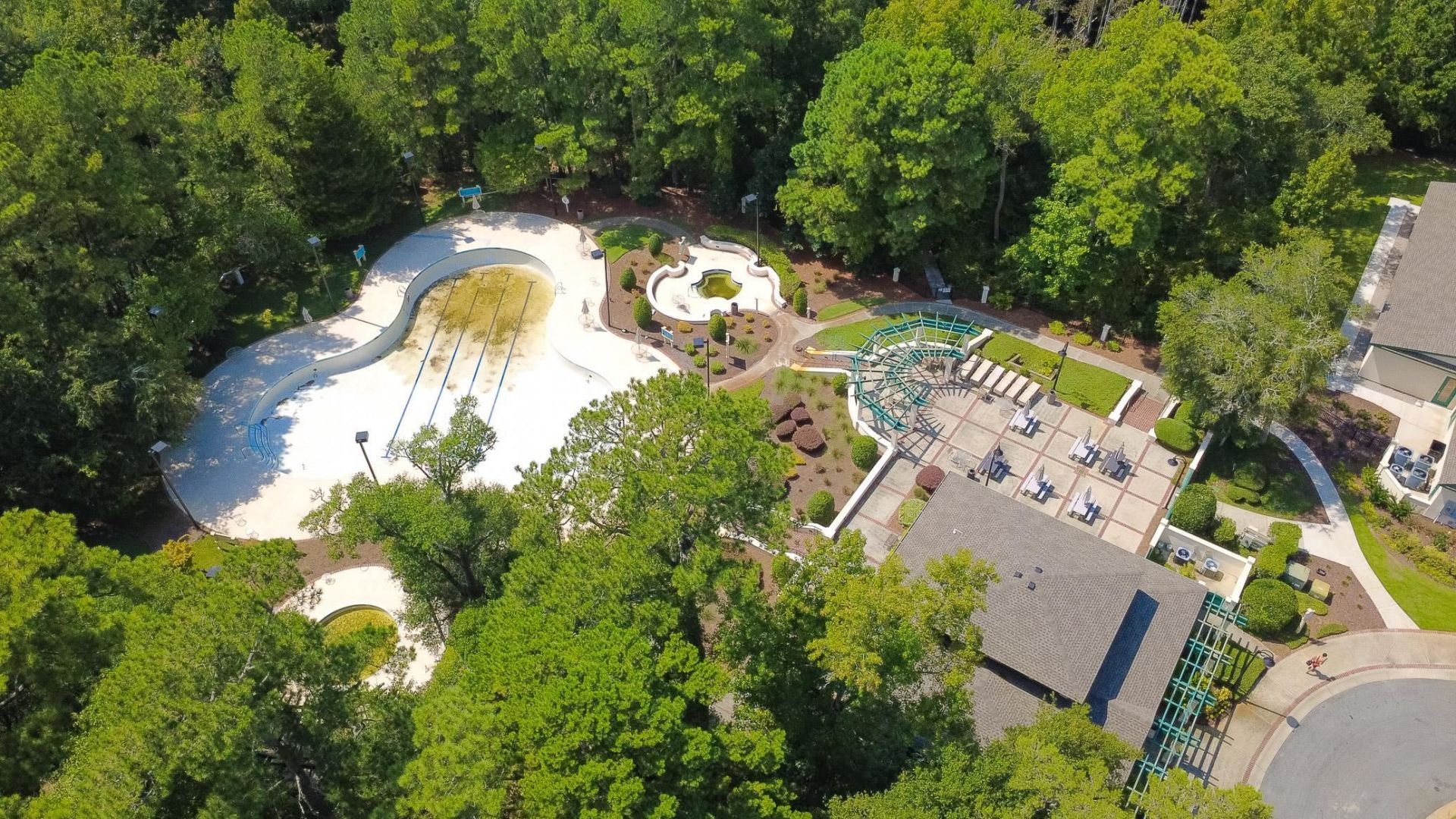 1551 Spinnaker Dr. Photo 30