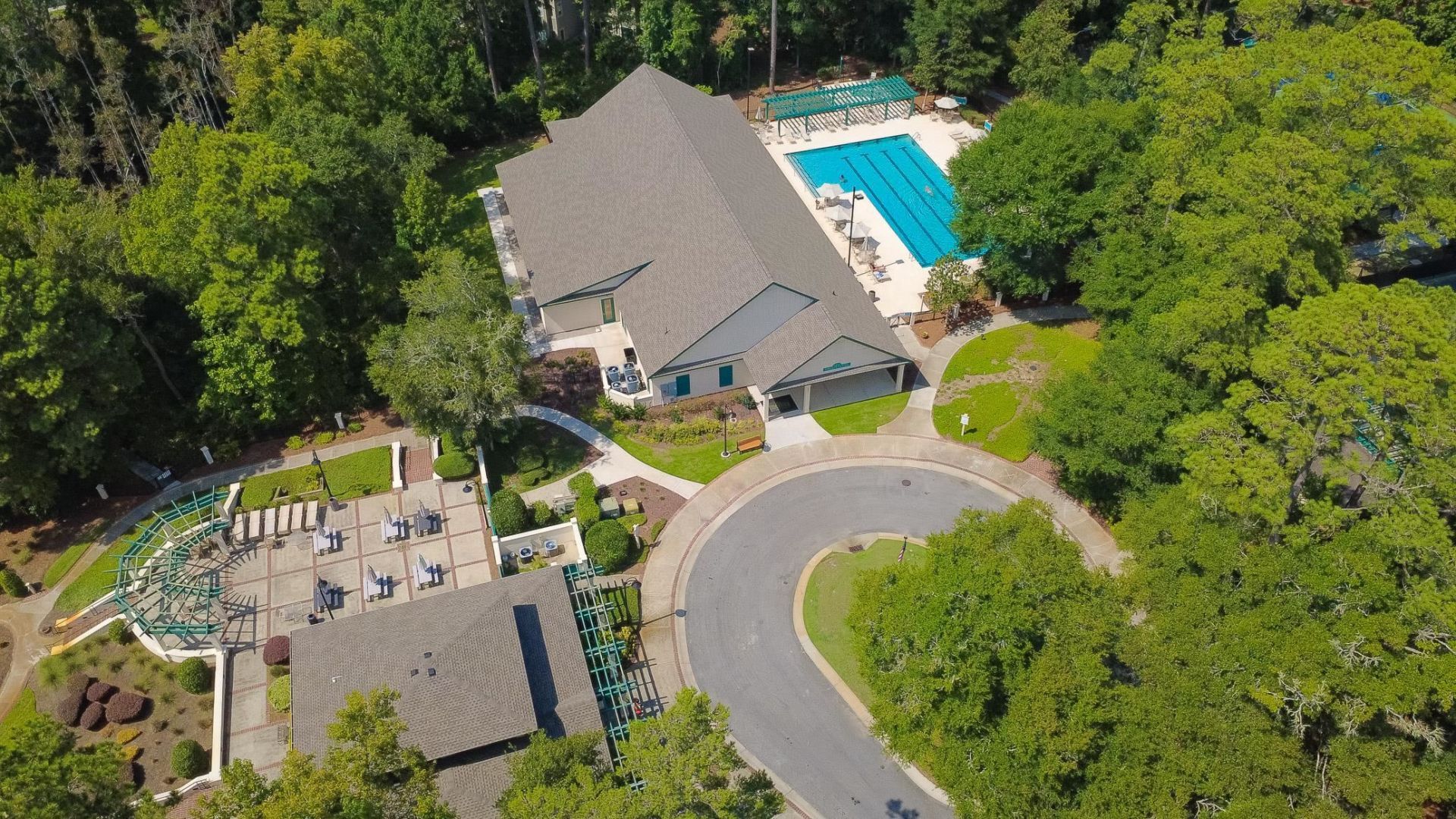 1551 Spinnaker Dr. Photo 31