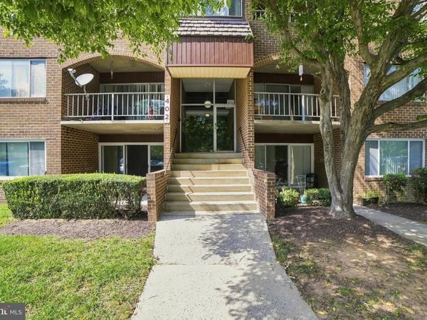402 GIRARD STREET, Unit 9, GAITHERSBURG, MD 20877