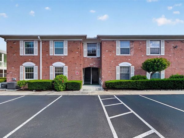 3585 41ST TERRACE S, Unit 225, ST PETERSBURG, FL 33711