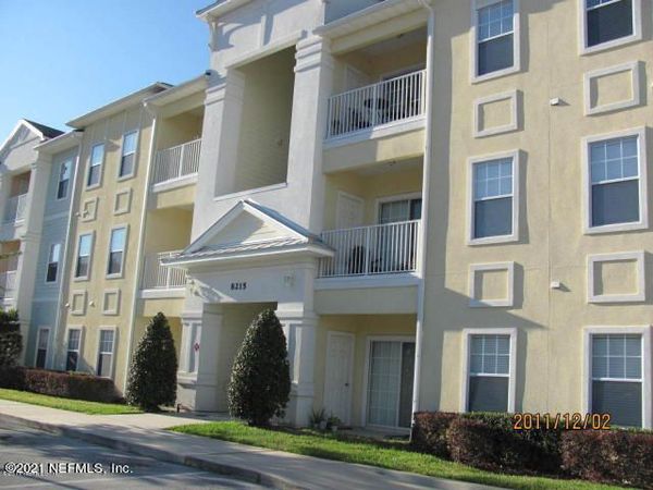 8215 GREEN PARROT Road, Unit 102, Jacksonville, FL 32256