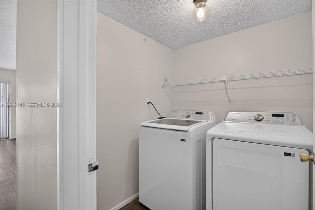 8331 Coral Lake Dr, Unit 8331, Coral Springs, FL 33065 Photo