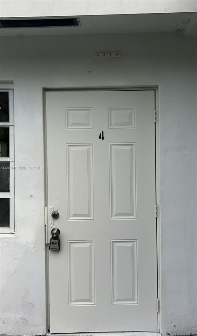 526 SW 64th Ave , Unit 4, Miami, FL 33144 Photo