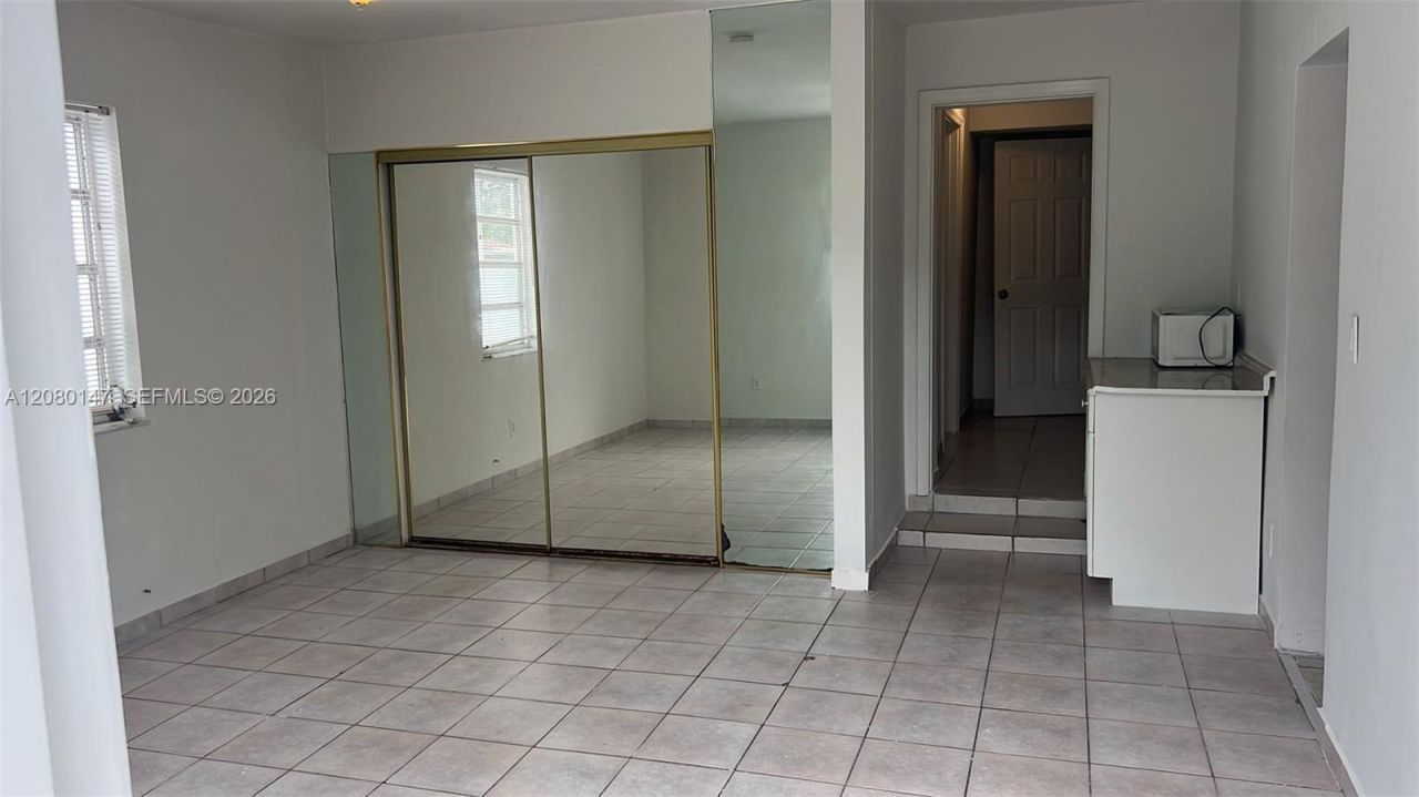 526 SW 64th Ave , Unit 4, Miami, FL 33144 Photo