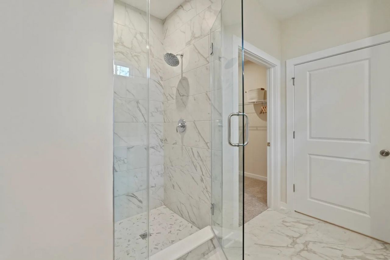 146 Cascade Dr.  Photo 12