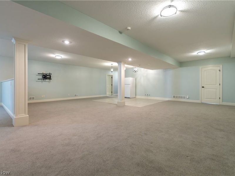 2248 Grimsby Street NW, North Canton, OH 44720 Photo 39
