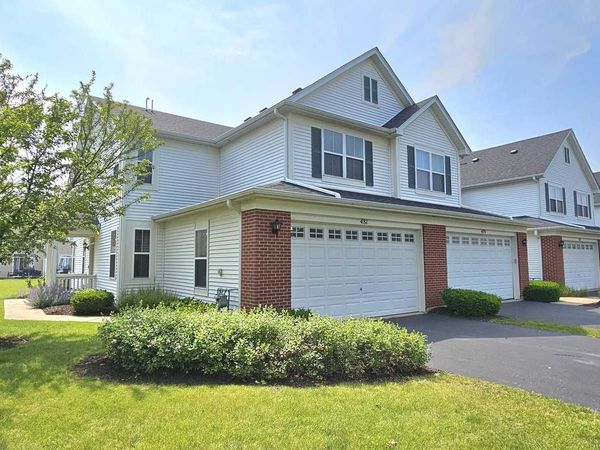 481 Silver Charm Drive, Unit 481, Oswego, IL 60543