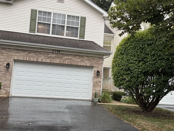 2399 STOUGHTON Circle , Unit 2399, Aurora, IL 60502