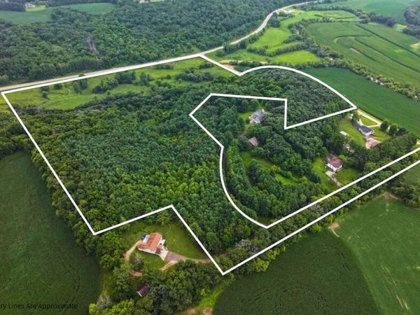 35 M/L Acres Crist Lane, Darlington, WI 53530