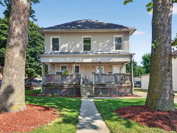 206 E Waupansie Street , Dwight, IL 60420