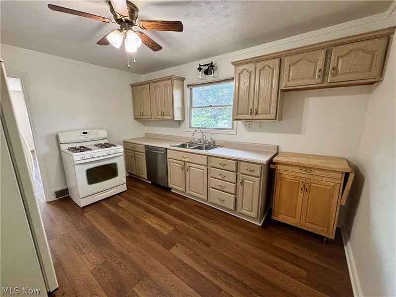 1250 Cheval Street, East Liverpool, OH 43920 Photo 11