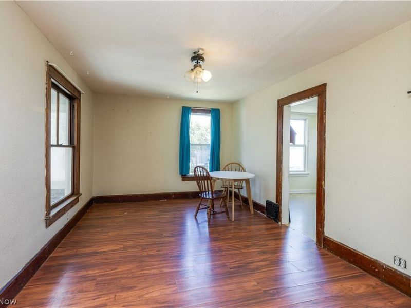 439 W Main Street, Alliance, OH 44601 Photo 11