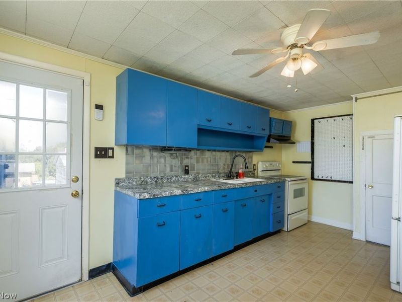 439 W Main Street, Alliance, OH 44601 Photo 15