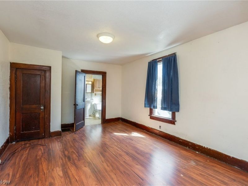 439 W Main Street, Alliance, OH 44601 Photo 17