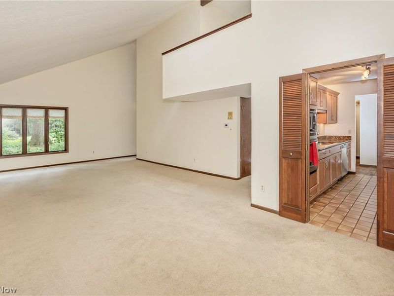 12616 Cedar Road, Cleveland Heights, OH 44106 Photo 12