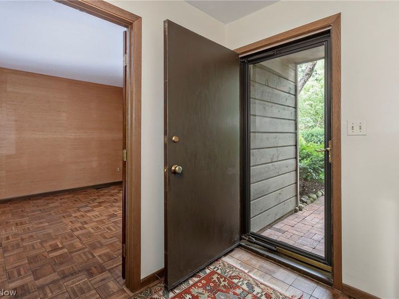 12616 Cedar Road, Cleveland Heights, OH 44106 Photo 6