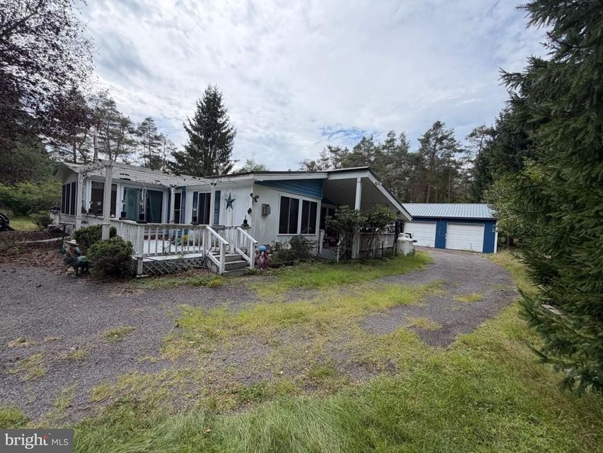 591 Old River Rd , Gouldsboro, PA 18424 Main Photo