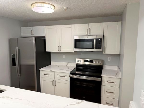 2 Mayfair Lane, Unit 101, Nashua, NH 03063